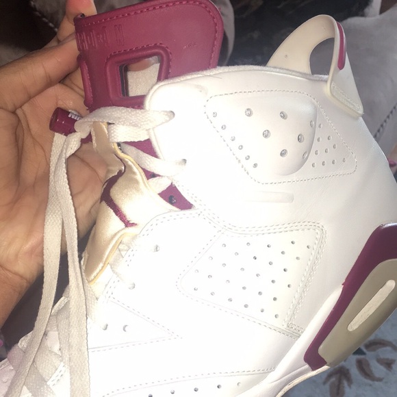 Maroon 6’s - Picture 2 of 6